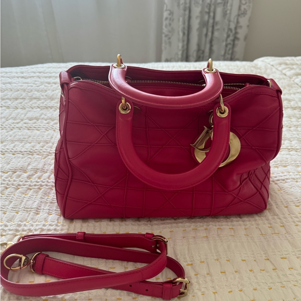 🎊SOLD🎊Authentic Preloved Dior Hot Pink Granville handbag.